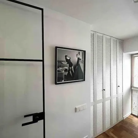 Apartment New With Art Collection Vilnius